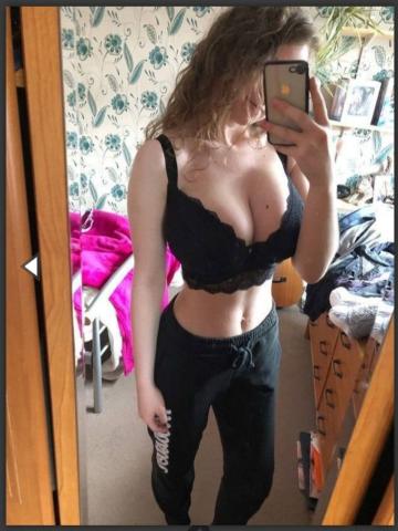 Карина Горячие объятия фото 2